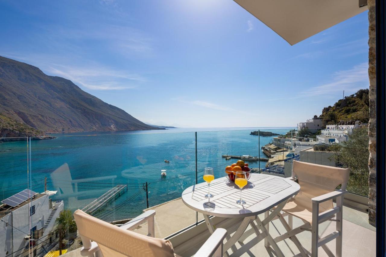 Molos Apartments Loutro Exterior foto