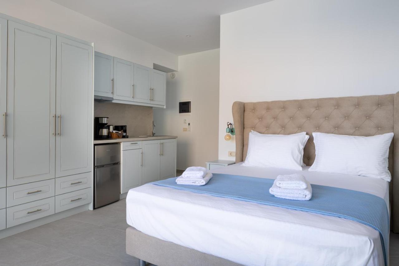 Molos Apartments Loutro Exterior foto